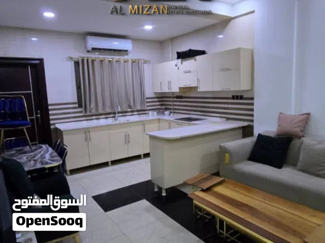 شقـــة ارضيــة مؤثثة للايجار في البصره-البراضعية