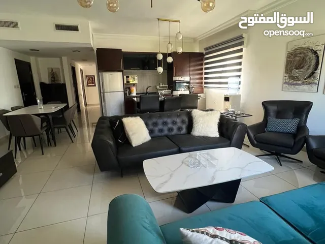 شقه مفروشه للايجار الشهري في الدوار الرابع منطقه مميزه جدا