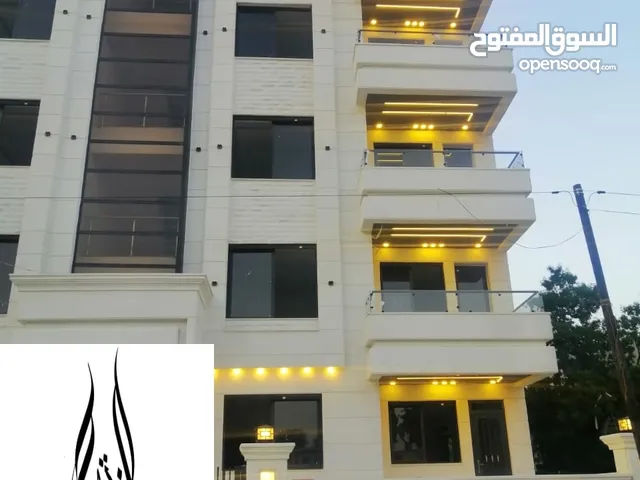 شقة للبيع طابق ثالث مع روف   بأجمل مناطق المقابلين قرب شارع الحريه  ومدارس الهدي المحمدي
