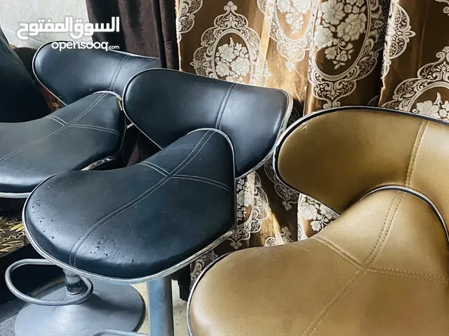 كراسي ستول جلد للبيع ، شغالات تمام رفع وتنزيل 35 دينار