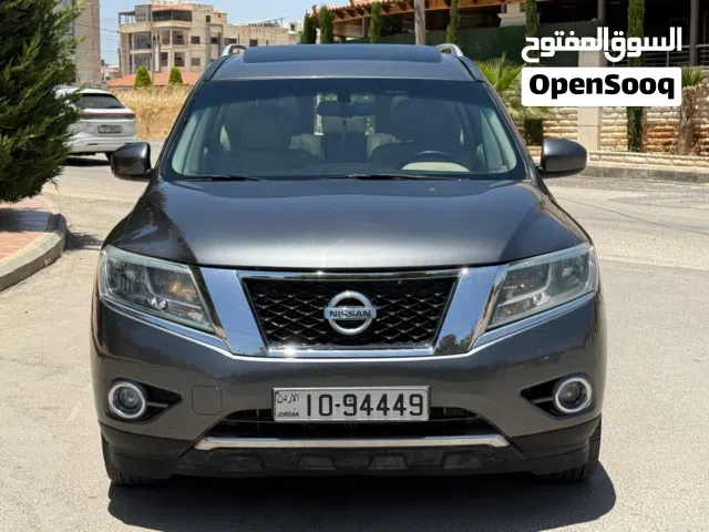2016 Nissan Pathfinder SV