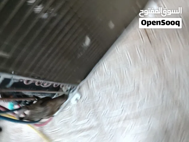 توجد سبالت طن ونص جبسون والثاني كارير شرط الضمان كما موضح بالصور