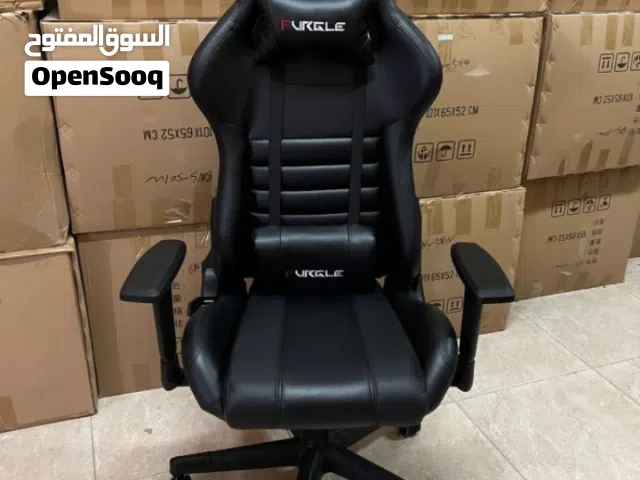 *السيطرة على اللعبة!  كرسي جيمنج فخم وأنيق*  - تصميم مريح وداعم للظهر والرقبة يتيح لك اللعب لساعات