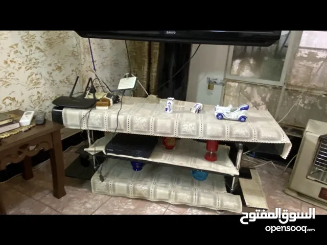 ميز تلفزيون