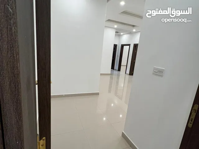 400m2 4 Bedrooms Villa for Sale in Al Ahmadi Wafra residential
