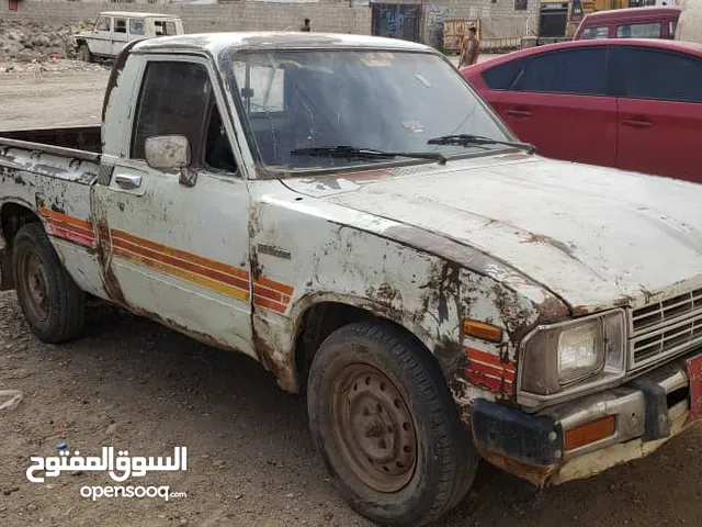 Used Toyota Hilux in Amran