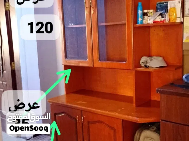 للبيع مكتبه خشب نظيفه جدا وقويه