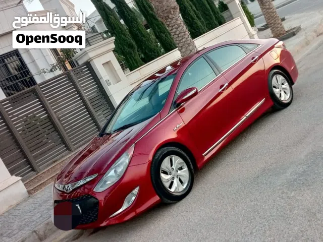 سوناتا 2013 فحص كامل ولا ملاحظه لون خمري مميز لا تحتاج اي صيانه المالك الاول من 11سنه