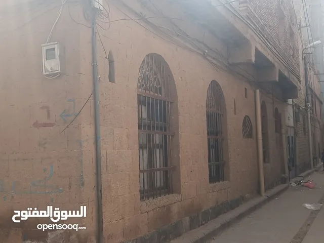 213 m2 More than 6 bedrooms Townhouse for Sale in Sana'a Bi'r Ash Shaif