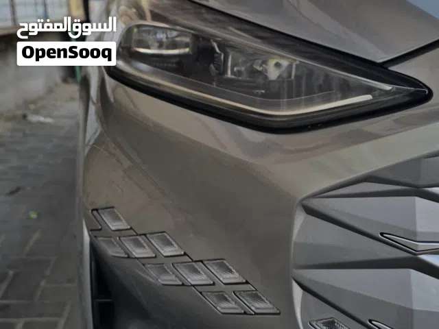 2023 كيا K8 GT
