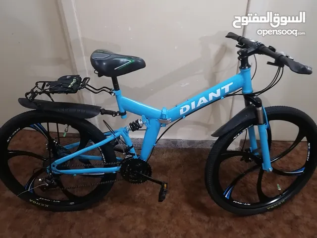 بسكليت جنط 26 لون ازرق قابل للطوي بحاله الوكاله ولا خدش مع الكفاله 1 سنه إقرأ الوصف bike