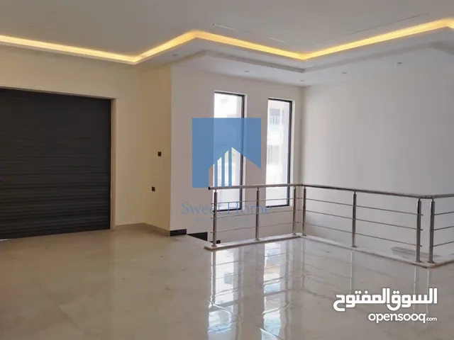 300 m2 4 Bedrooms Apartments for Sale in Amman Al Jandaweel