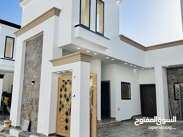 1175m2 3 Bedrooms Townhouse for Sale in Tripoli Khallet Alforjan