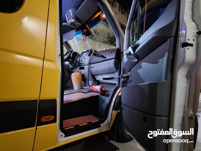 Bus - Van Volkswagen in Nablus