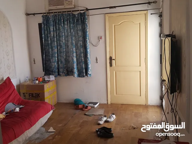 Flat for rent very big inclusive EWA unlimited
