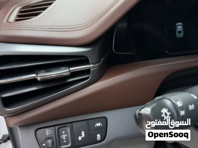 2020 هيونداي ايونيك Standard