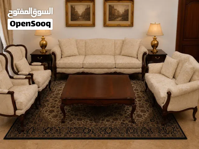 Premium Classic Sofa Set & Coffee Table for Sale...