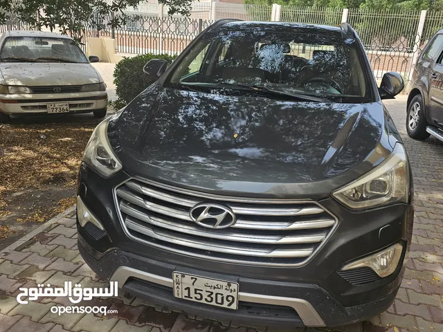 Used Hyundai Santa Fe in Mubarak Al-Kabeer