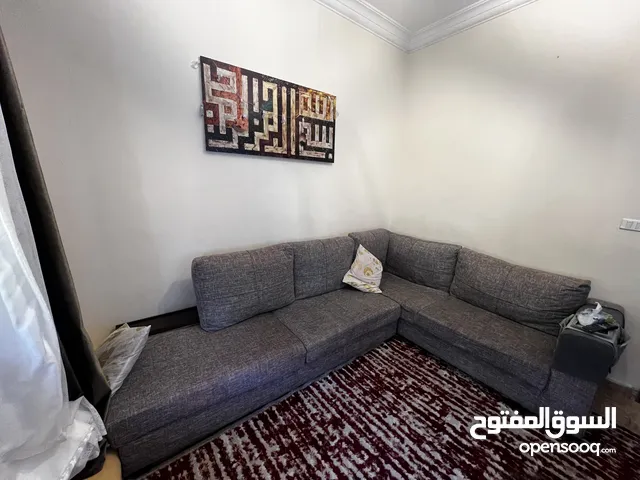 طقم امريكي فخم جدا نظيف للبيع فقط