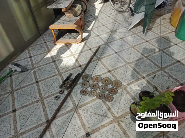 اقراص وبار ودمبلص معدن كاملات ومسطبة