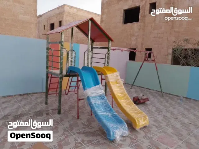 كوخ حديد وخشب سويد مع مراجيح وسحسيلة متوفر خدمة التوصيل والتركيب لجميع المحافظات