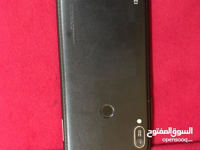 Huawei Y6 32 GB in Al Sharqiya