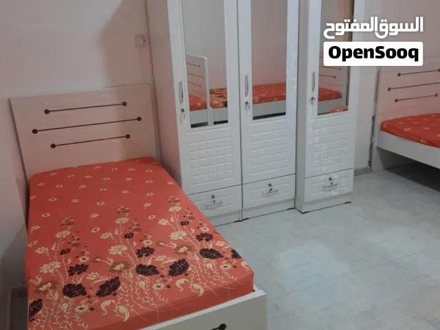 يوجد سكن شباب عرب الشارقة