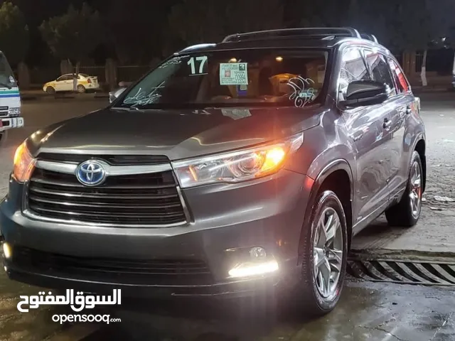 Used Toyota Highlander in Sana'a
