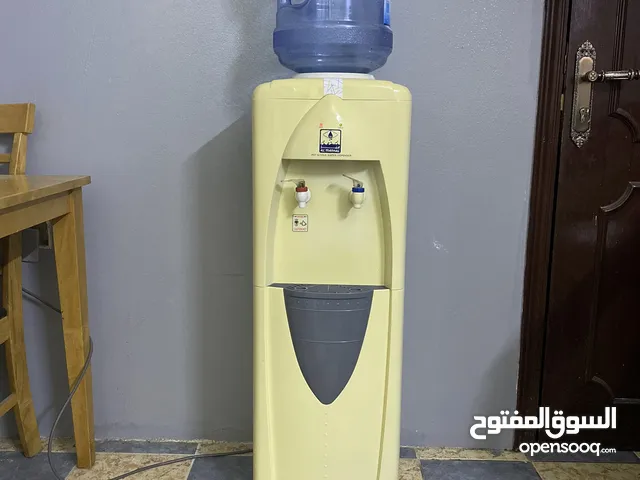 مبرد مياه بارد/ساخن