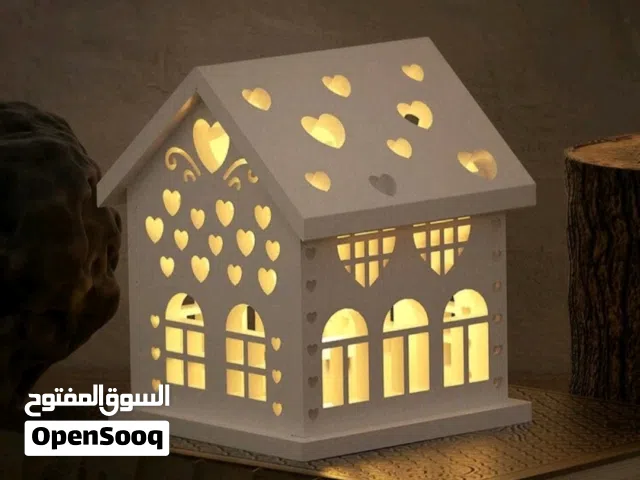 كوخ فانوس مضيء