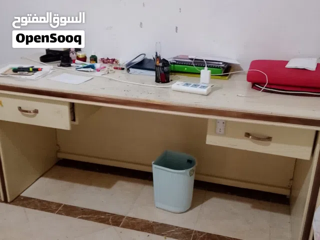 مكتب 2 متر