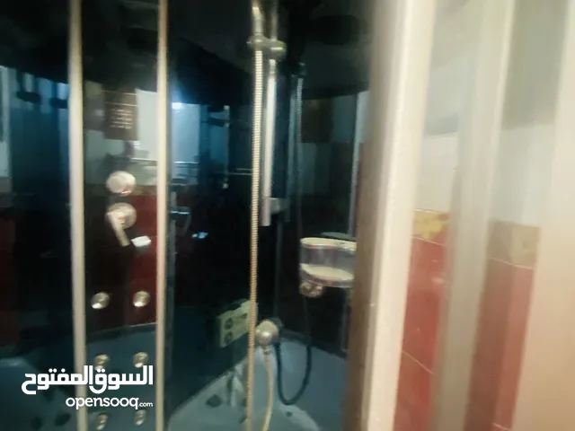 جاكوزي متروك مستعمل قليل كلش للبيع مستعمل قليل