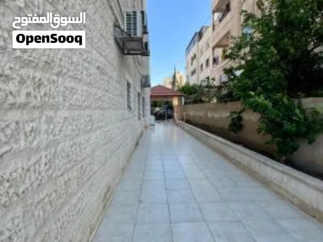 200 m2 4 Bedrooms Apartments for Sale in Amman Tabarboor