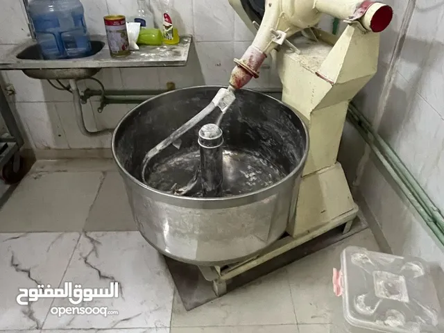 مخبز كامل للبيع بالمعدات