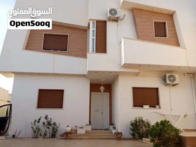 410 m2 More than 6 bedrooms Villa for Sale in Tripoli Ain Zara