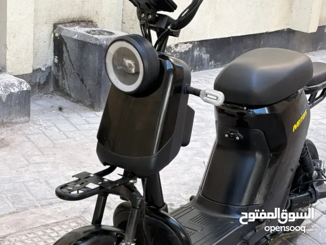 سكوتر ممتاز للبيع