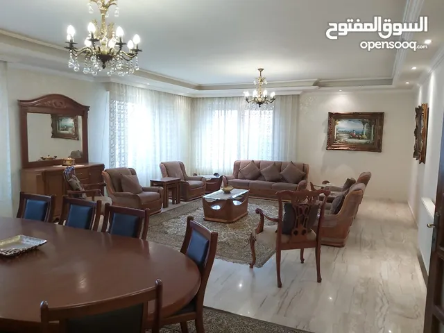 350 m2 4 Bedrooms Apartments for Rent in Amman Al Rabiah