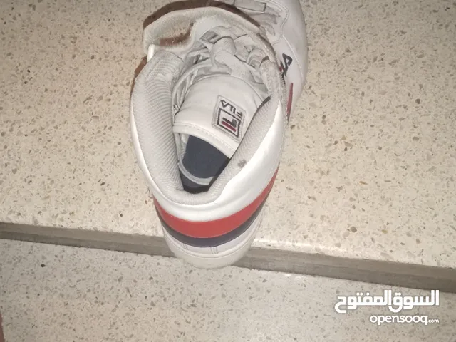 43 Sport Shoes in Marrakesh