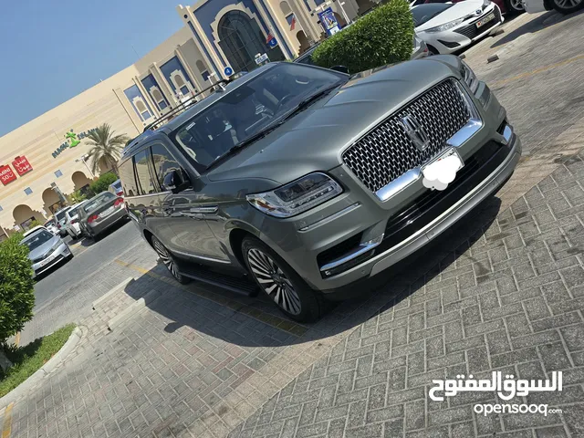 سيارة لينكولن نافيجبتور 2019 بحالة الوكالة Lincoln Navigator 2019 لون مميز
