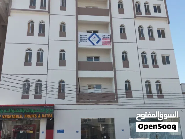 شقة للإيجار في موقع مميز بالسوق الخوض / Apartment for Rent in a Prime Location in Al Khoudh