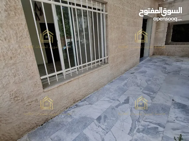 شقه فارغة - الجاردنز - 2نوم - ارضية - حديقة