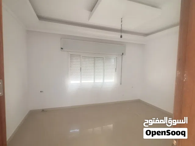 160 m2 3 Bedrooms Apartments for Rent in Tripoli Al-Sidra