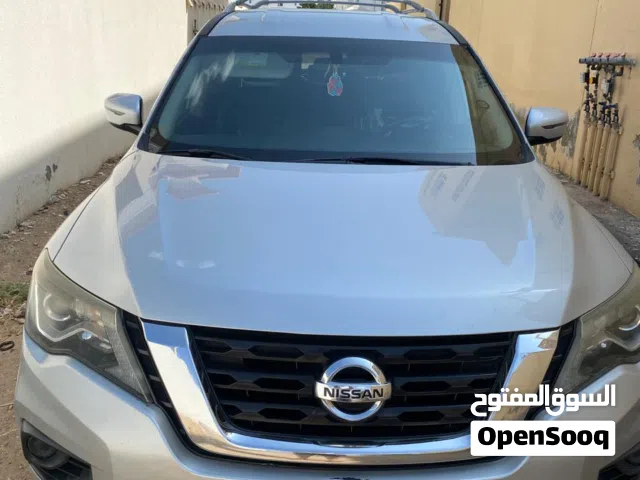 2018 Nissan Pathfinder SL