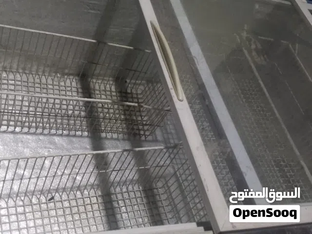 فريزر بطح كبيرة