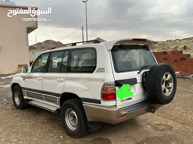 Used Toyota Land Cruiser in Jeddah