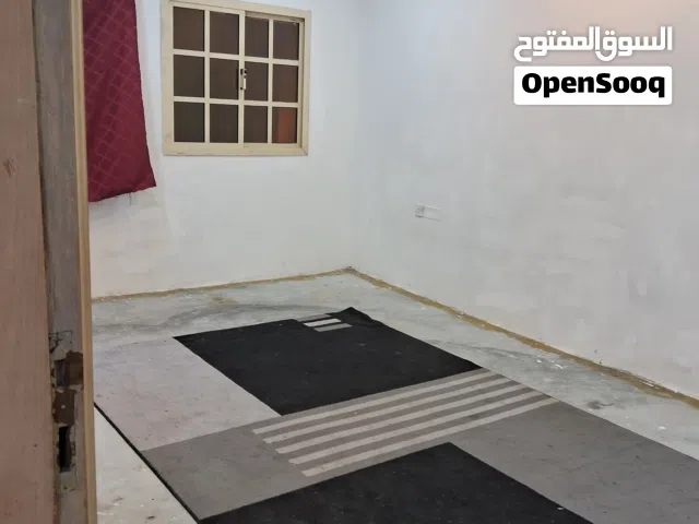 للايحار  شقة بالدور الاول بالبيت  بقلالي     FOR RENT  FLAT FIRST FLOOR  IN  HOUSE