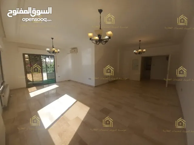 شقة فارغة للايجار دير غبار 200م
