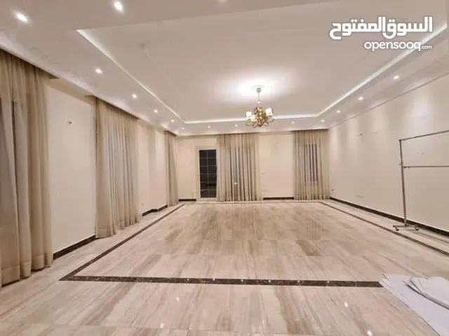 300 m2 3 Bedrooms Apartments for Rent in Cairo Fifth Settlement