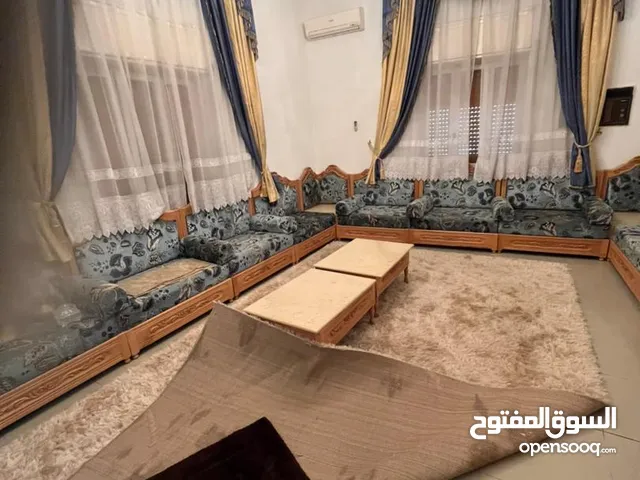 185m2 4 Bedrooms Apartments for Sale in Tripoli Bin Ashour