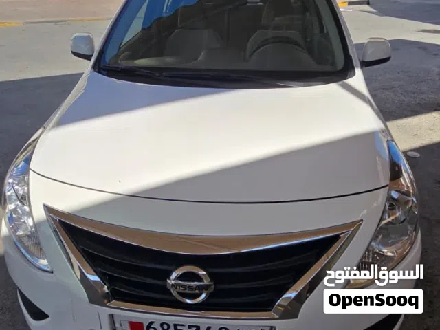 Sedan Nissan in Manama